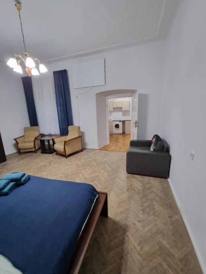 Nocleg W Centrum Czestochowy Nmp32 쳉스토호바 외부 사진