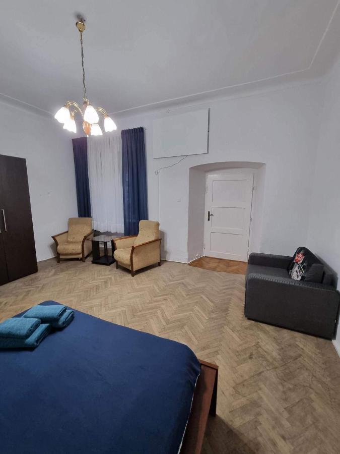 Nocleg W Centrum Czestochowy Nmp32 쳉스토호바 외부 사진
